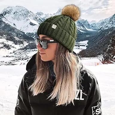 Butter Satin Lined Pom Winter Beanie - Forest Green YANIBEST
